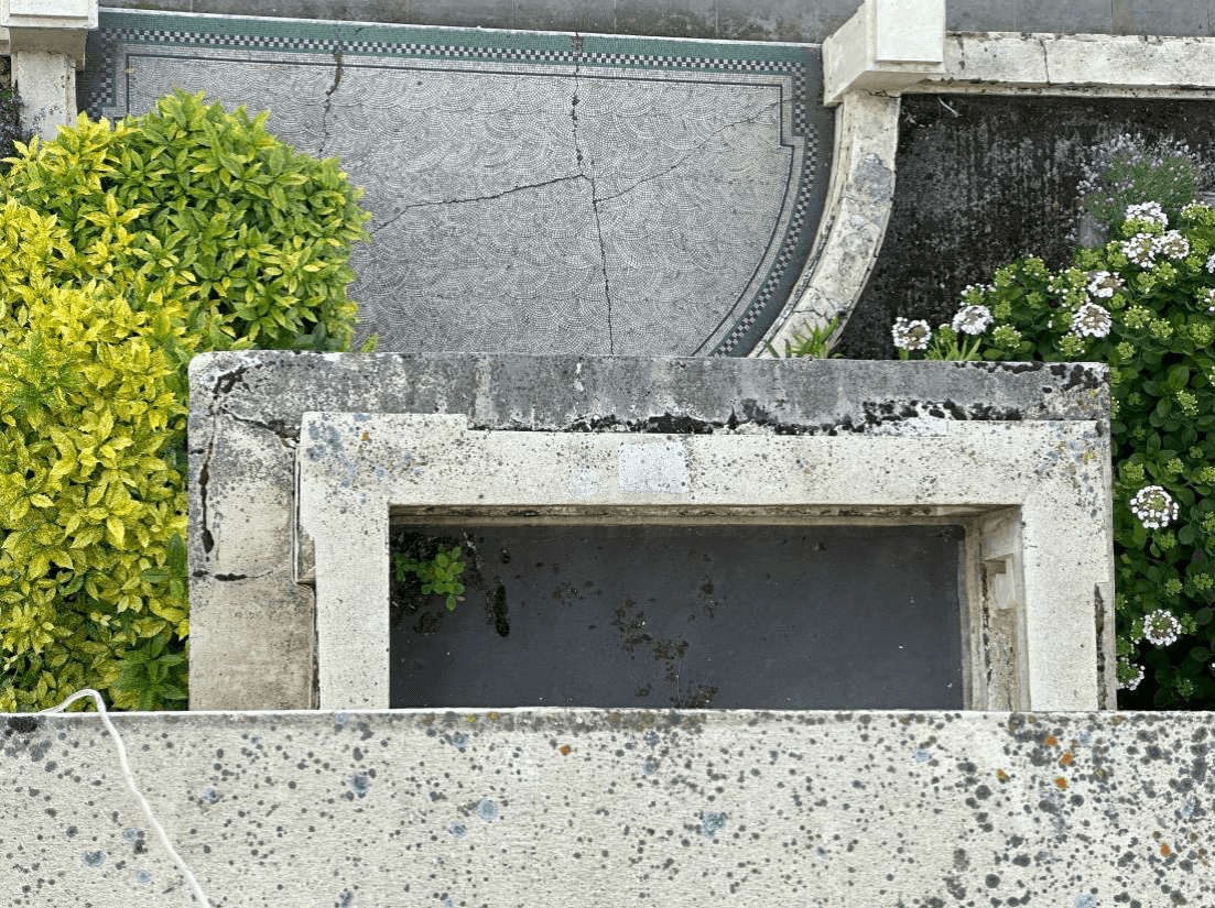 Top view image of balcony
